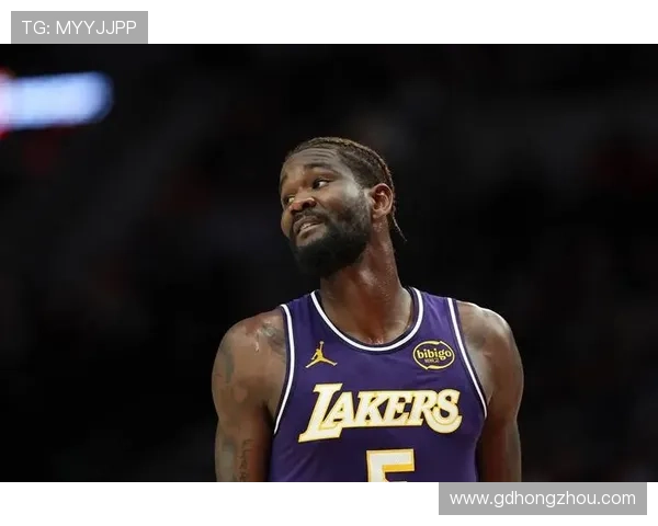 从问题状元到更衣室领袖艾顿在湖人重拾自信与归属感